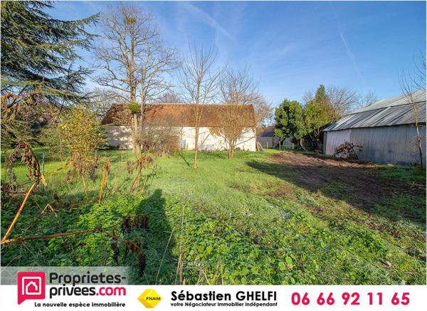 grange d'environ 45 m² avec terrain constructible d'environ 600 m²