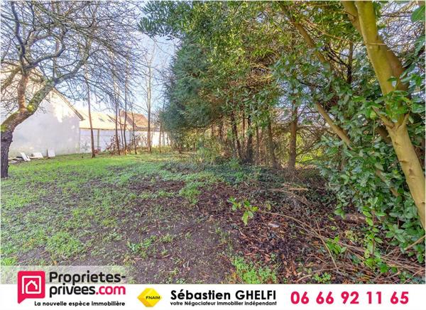 grange d'environ 45 m² avec terrain constructible d'environ 600 m²