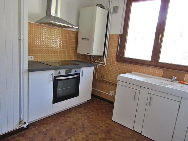 Location                                                      Appartement
                        
                     3 pièces                      90 m2                     à Moyenmoutier