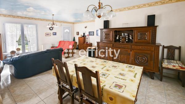 Maison
         5 pièces
        - 80 m² 355 000 € *