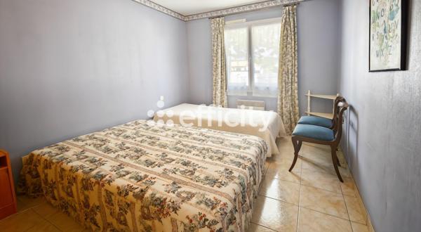 Maison
         5 pièces
        - 80 m² 355 000 € *