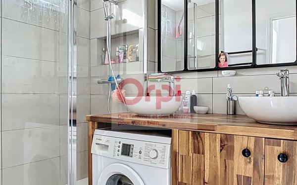 Appartement à vendre    4 pièces • 101,25 m2 Issy-les-Moulineaux