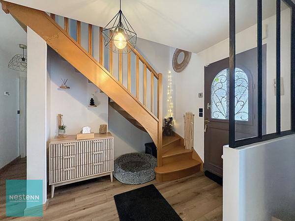 Amboise maison en parfait état, 180m², 5 chambres.