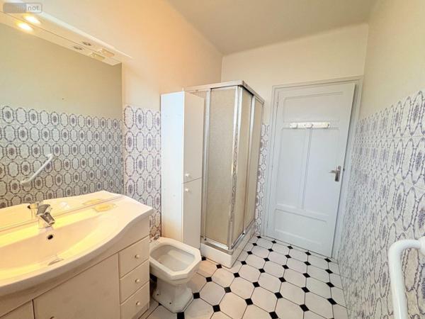 Maison à vendre à Argenton-sur-Creuse dans l'Indre (36200), ref : 037/2645