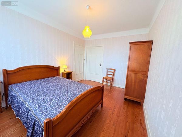 Maison à vendre à Argenton-sur-Creuse dans l'Indre (36200), ref : 037/2645