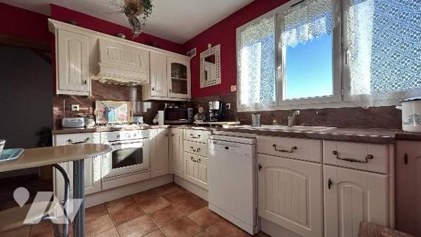 Maison 3 CHAMBRES SUR 1482 m² de TERRAIN