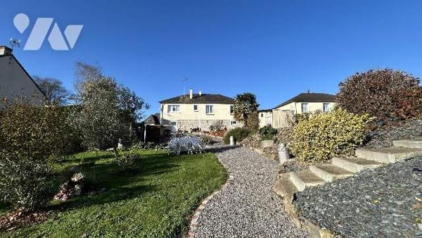 Maison 3 CHAMBRES SUR 1482 m² de TERRAIN