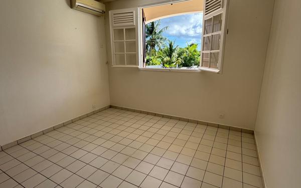 Maison à vendre    5 pièces •  Morne-à-l'Eau