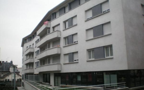 Stationnement à louer    Limoges