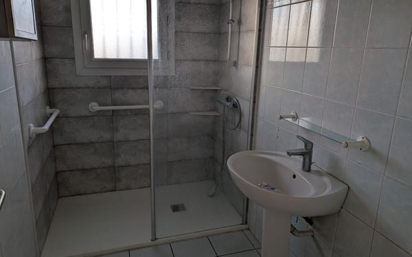 Maison à louer    4 pièces •  Royan