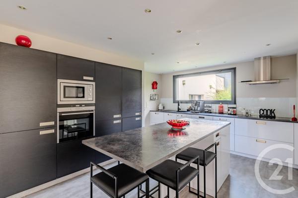 Maison à vendre  7 pièces - 331,88 m2 LAVAL - 53