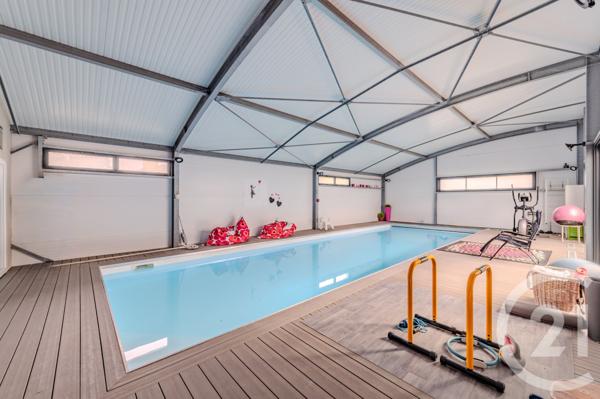 Maison à vendre  7 pièces - 331,88 m2 LAVAL - 53