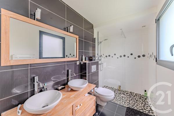 Maison à vendre  7 pièces - 331,88 m2 LAVAL - 53