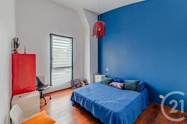 Maison à vendre  7 pièces - 331,88 m2 LAVAL - 53