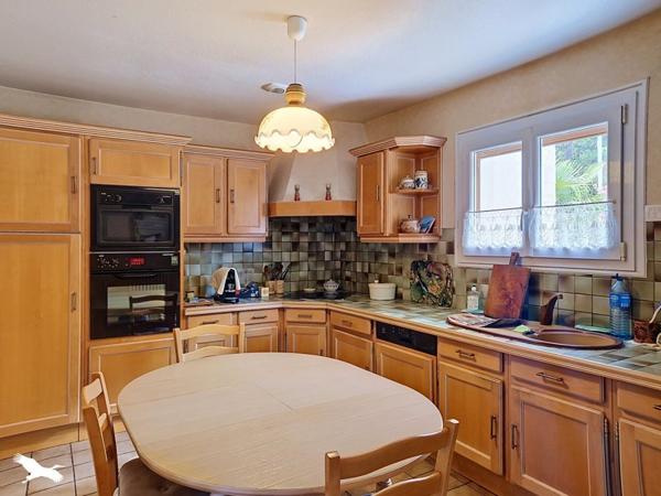 Maison à vendre 265 500 € Brive-la-Gaillarde 5 p 121 m² DPE D