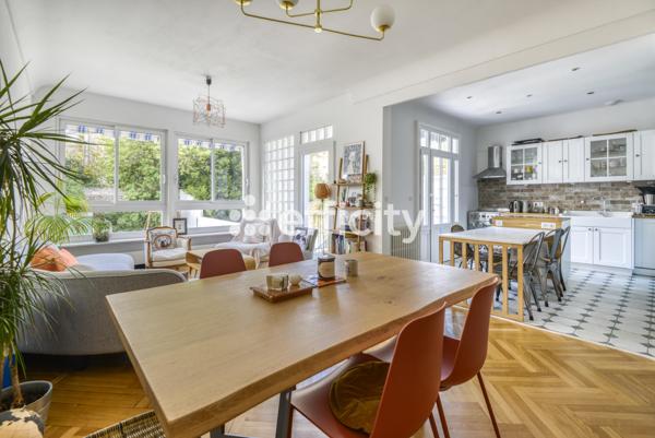 Maison 5 pièces - 145 m² Bien prestige