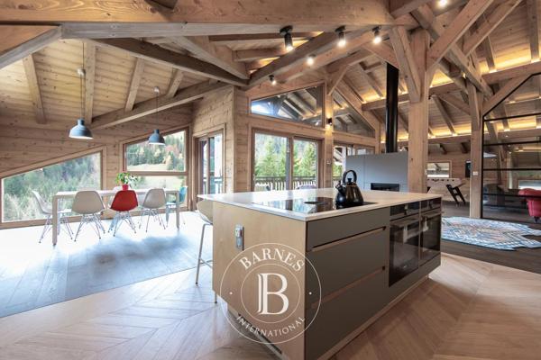 Morzine, Chalet 5 Chambres -  241 m² à vendre