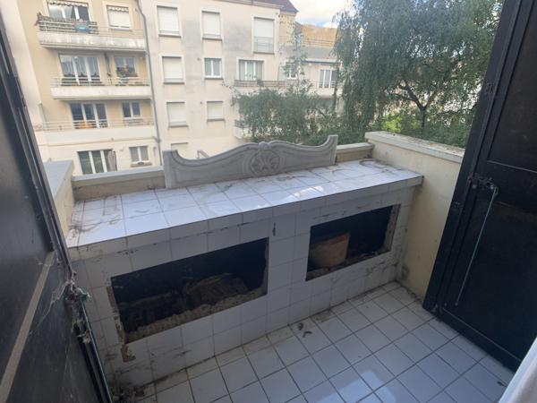 Appartement
                                                                                                                                                                                                                                                                                                                        4 pièce(s)                                                                                                                                                                                                          2 chambre(s)                                                                                                                                                                                                          84.5  m²