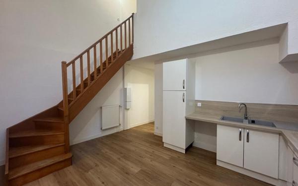 Appartement à vendre    4 pièces • 88,50 m2 Bourg-de-Péage