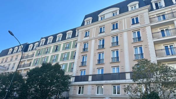 SAINT-MAURICE – INVESTISSEMENT LMNP – STUDIO 23 m² – RÉSIDENCE DE SERVICES