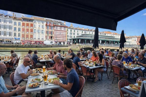 EXCEPTIONNEL – RESTAURANT EMPLACEMENT N°1 BORD DE L’EAU – BAYONNE