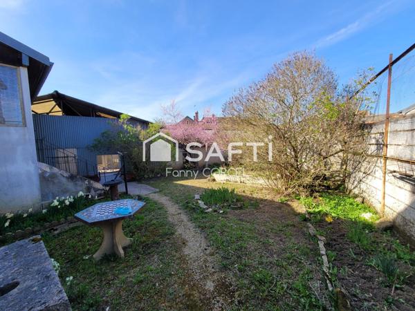 Ensemble immobilier 2 maisons et dépendances