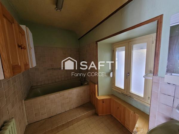 Ensemble immobilier 2 maisons et dépendances