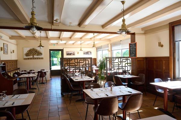 Immeuble  28 pièce(s) 732 m2 , 1Ha