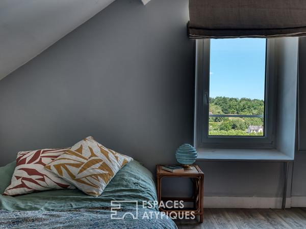 Bâtisse de 1890 avec magnifique vue sur la vallée