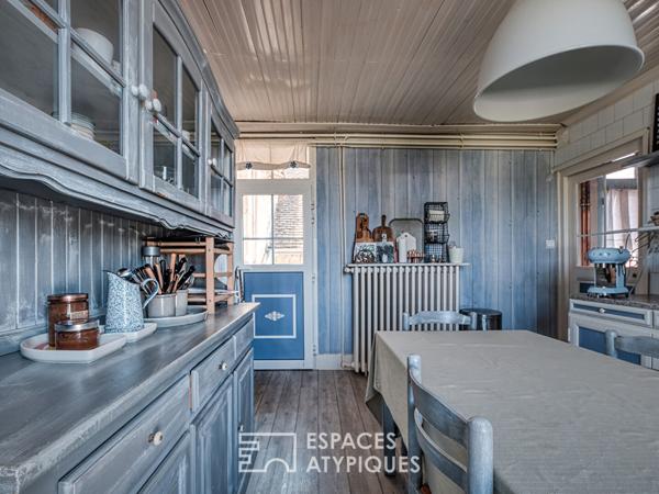 Bâtisse de 1890 avec magnifique vue sur la vallée