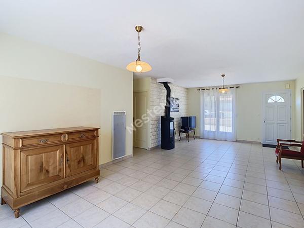 Maison de plain pied de 4 chambres à vendre à Gesté