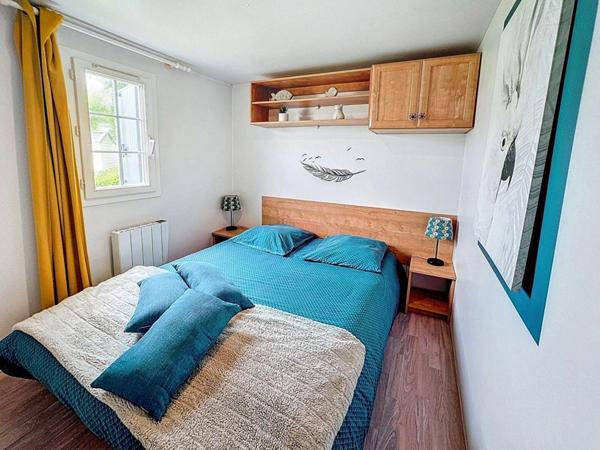 🏖️ Mobil-home – 43 m² sur parcelle arborée dans PRL 3★ avec piscine – Plage à 5 min à pied !