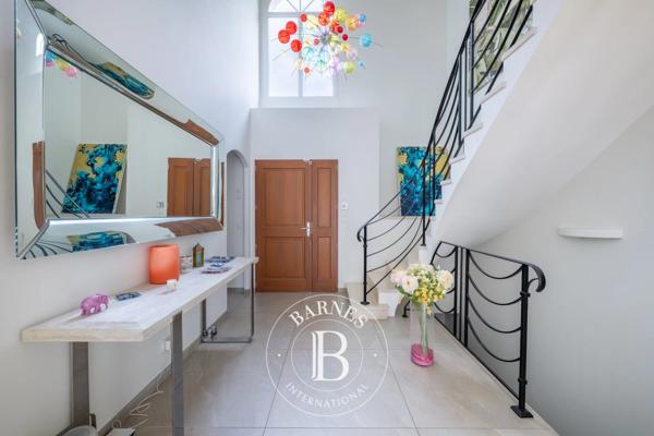 Louveciennes, Maison 4 Chambres -  250 m² à vendre