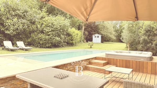 Louveciennes, Maison 4 Chambres -  250 m² à vendre
