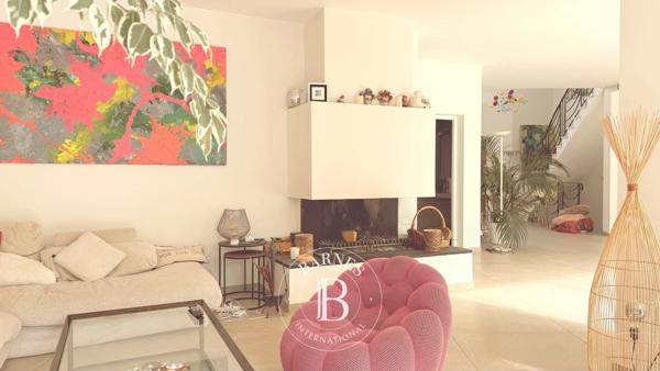 Louveciennes, Maison 4 Chambres -  250 m² à vendre