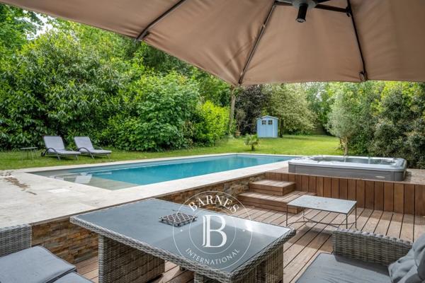 Louveciennes, Maison 4 Chambres -  250 m² à vendre