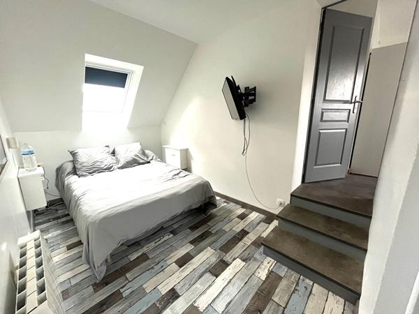 Maison Ahuille 8 pièce(s) 150 m2 avec vie de plain pied sur 815m² de terrain