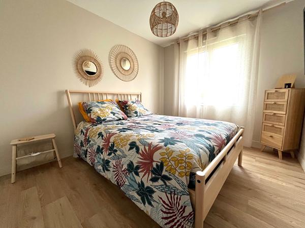 Maison Ahuille 8 pièce(s) 150 m2 avec vie de plain pied sur 815m² de terrain