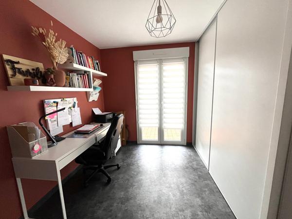 Maison Ahuille 8 pièce(s) 150 m2 avec vie de plain pied sur 815m² de terrain