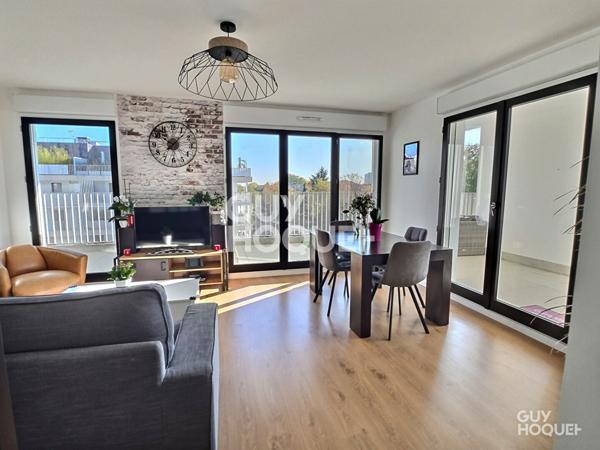 À VENDRE 4 PIÈCES + TERRASSE + 2 PLACES DE PARKING