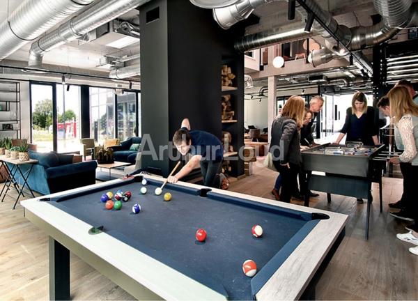 Bureaux à louer à Lesquin avec isolation performante et espaces extérieurs