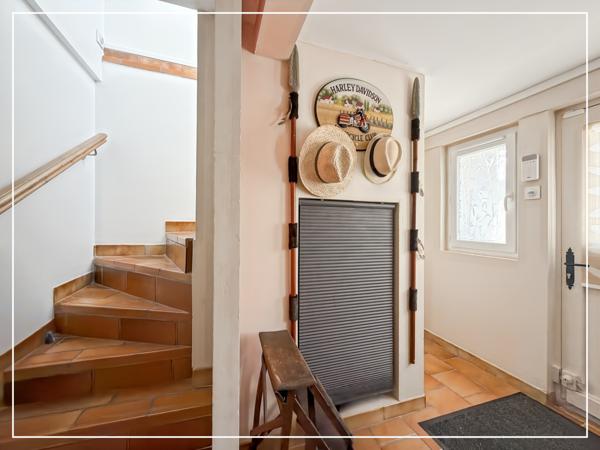 Champs-sur-Marne (77420) 77420 CHAMPS-SUR-MARNE – MAISON 4 PIÈCES – 110 m² – TERRAIN 456 m² – SOUS-SOL – DOUBLE GARAGE – DÉPENDANCE