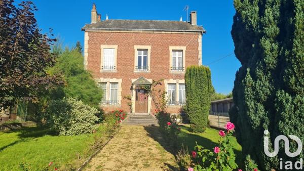 Maison 8 pièces de 166 m² à Charleville-Mézières (08000)