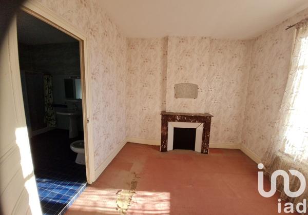 Maison 8 pièces de 166 m² à Charleville-Mézières (08000)