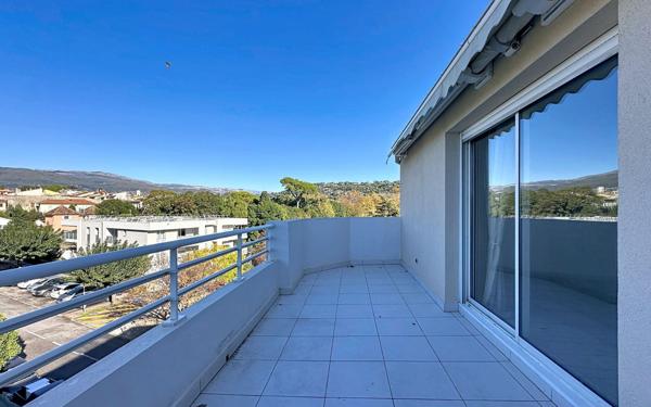 Appartement à louer    3 pièces •  Mouans-Sartoux