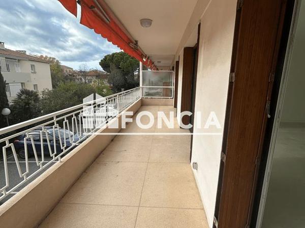 Location Appartement 4 pièces 77.45 m² - AVENUE DU GENERAL ROSE Sanary Sur Mer 83110