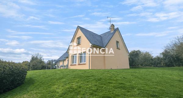 À vendre Maison 8 pièces 218 m² - ÉQuemauville 14600