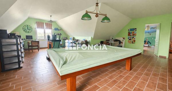 À vendre Maison 8 pièces 218 m² - ÉQuemauville 14600