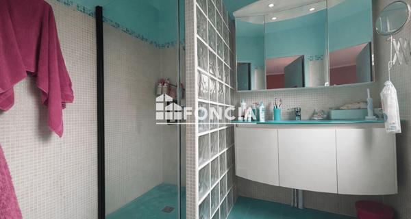 À vendre Maison 8 pièces 218 m² - ÉQuemauville 14600