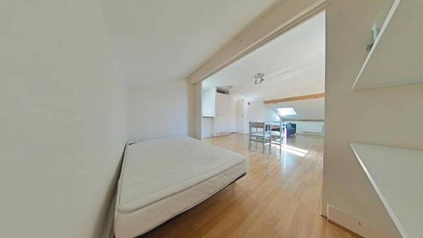 Appartement 1 pièce                                        - 42000 Saint-Étienne Réf : 12204